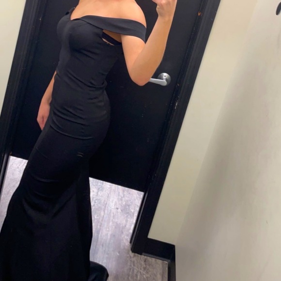 Women’s May Queen Maxi Prom Dress - Picture 5 of 6